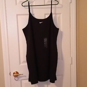 NWT WOMENS NIKE RIBBED BLACK TANK TOP SLIM FIT PLUS SIZE 3X